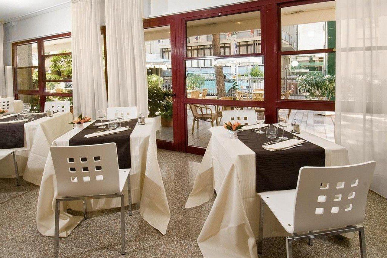 Hotel Capinera Rimini Exterior photo